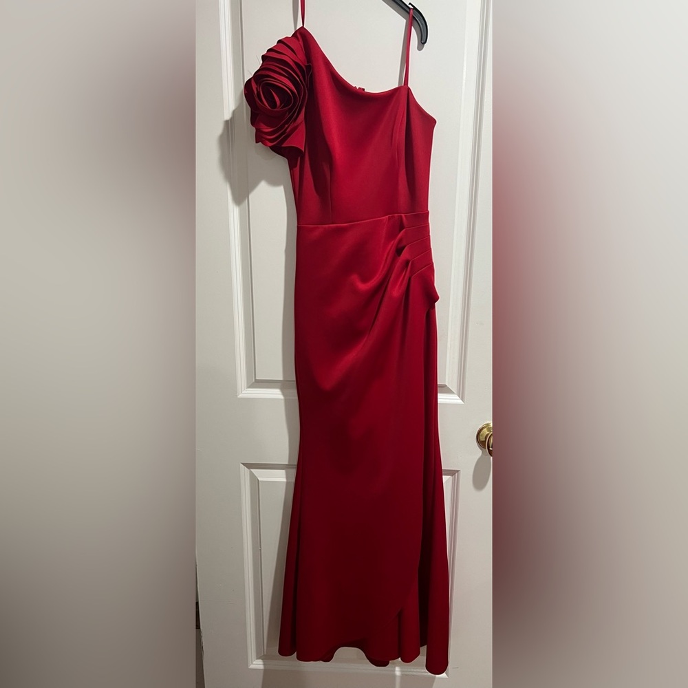 XSCAPE "BLAKE" LONG ONE SHOULDER SCUBA CREPE DRESS